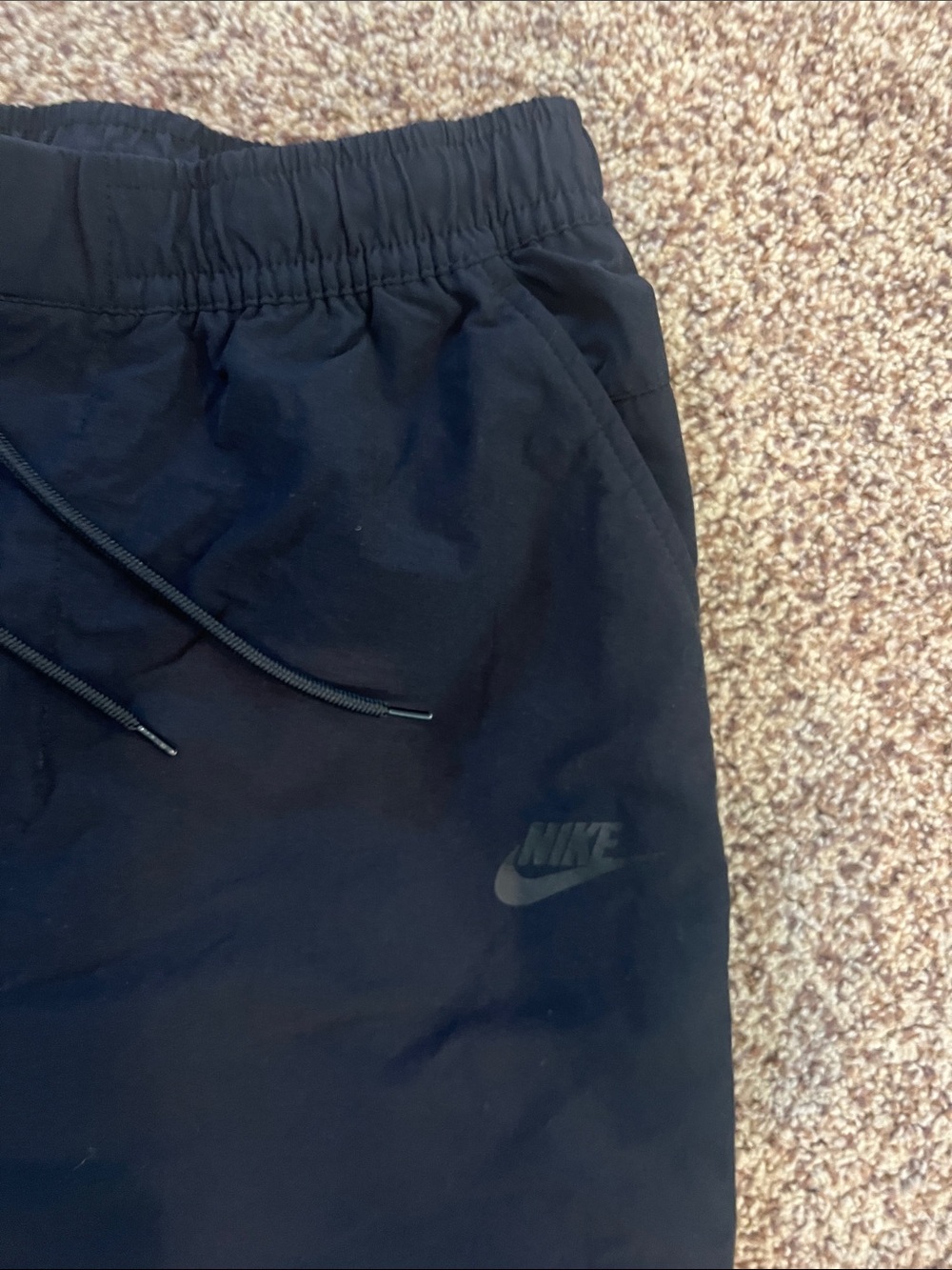 Nike Black Men’s Jogger Pants with Drawstring 30 inch inseam - Picture 2 of 7
